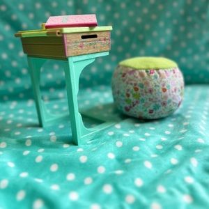 American Girl Wellie Wisher desk set